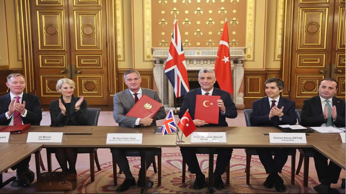 Türkiye-Birleşik Krallık Ekonomik Hattında Tarihi İmzalar!